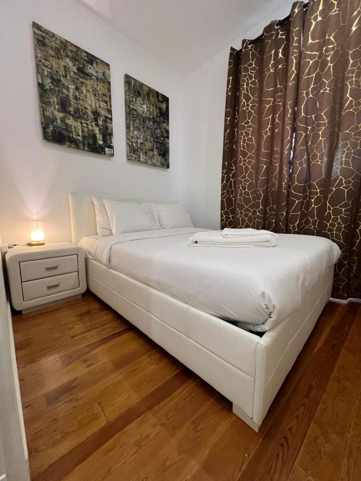 32 2 - Heart Of Lisbon Private Apartment, Bairro Alto エクステリア 写真