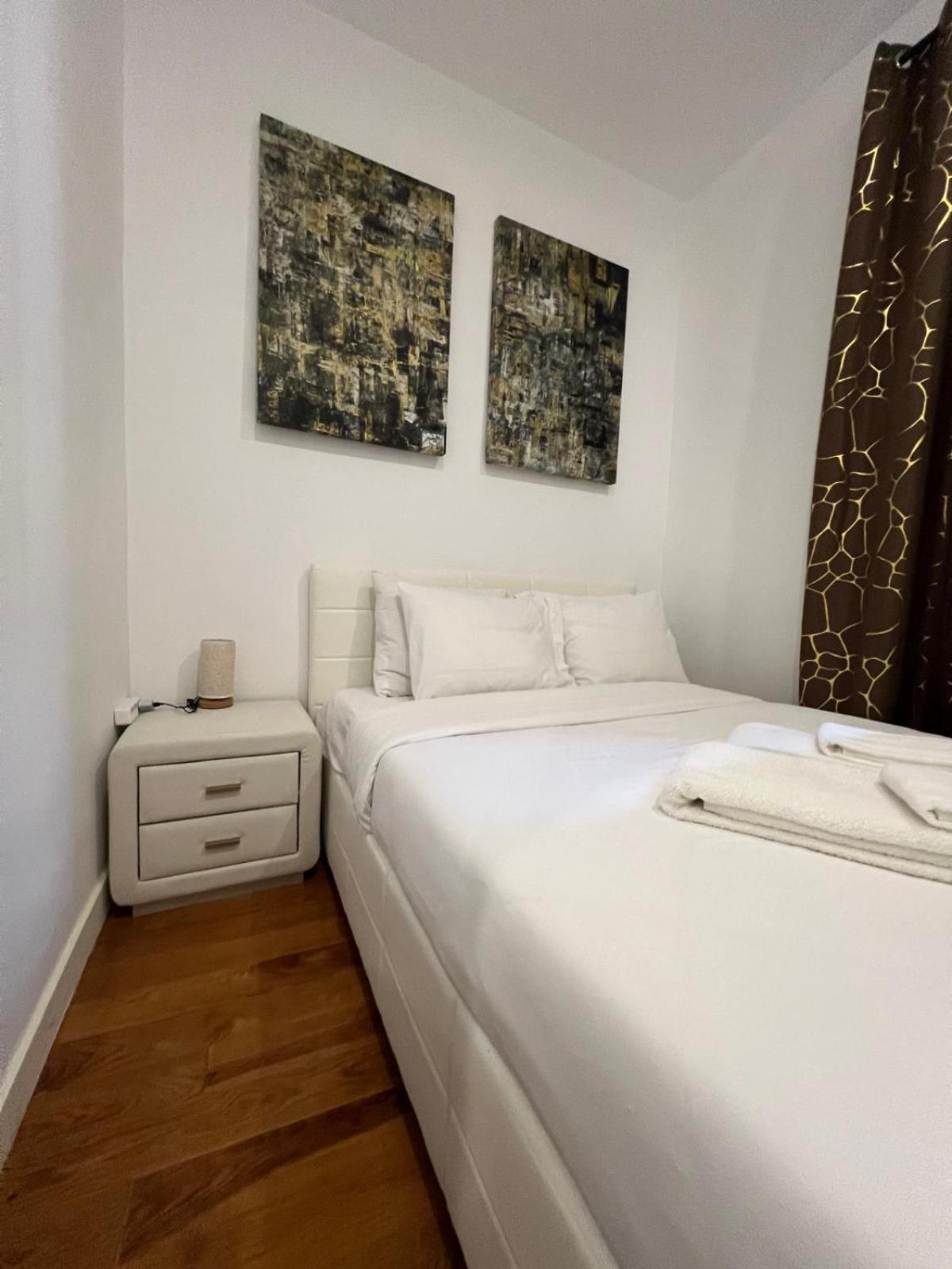 32 2 - Heart Of Lisbon Private Apartment, Bairro Alto エクステリア 写真