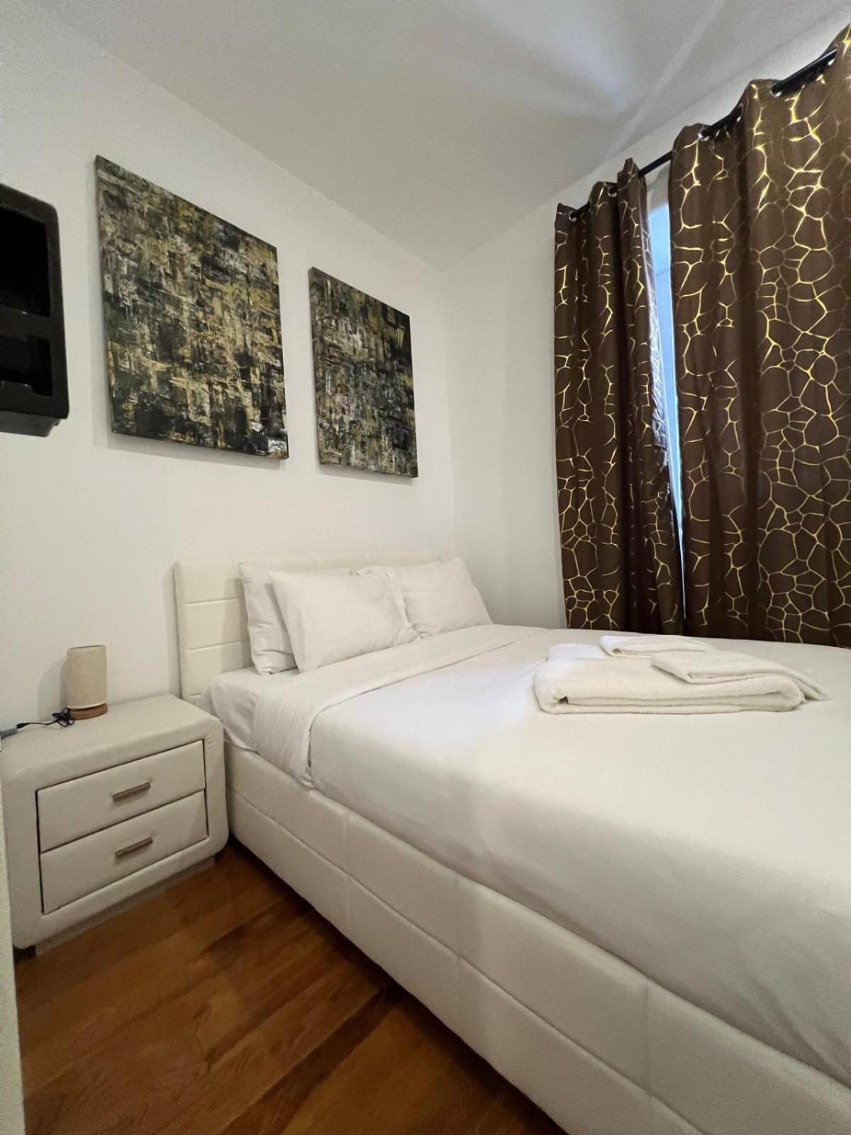 32 2 - Heart Of Lisbon Private Apartment, Bairro Alto エクステリア 写真